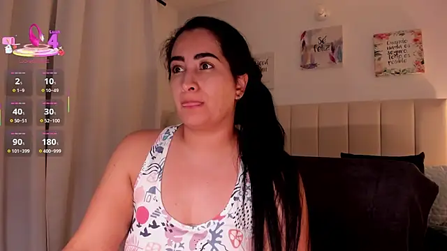 KiimDesire online show from April 1, 2026, 3:19 am