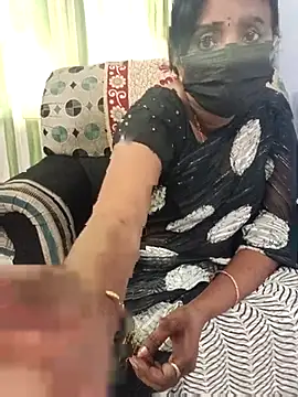 Tinarosy13 online show from February 21, 2026, 9:00 am