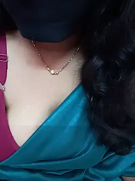 Snapshot of Ammu14399 chatting on June 7, 2026, 8:41 am Ammu14399 online show from June 7, 2026, 8:41 am