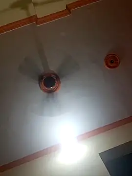 MILFybar online show from April 8, 2026, 5:03 pm