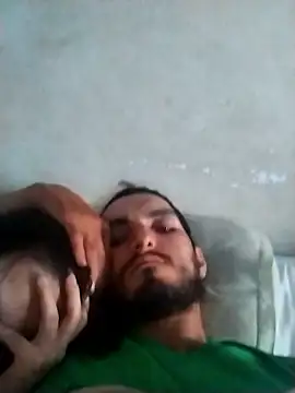 YuyiOnly online show from January 10, 2026, 12:44 pm