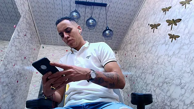 Snapshot of Brent_Storne chatting on February 18, 2026, 3:37 am Brent Storne online show from February 18, 2026, 3:37 am