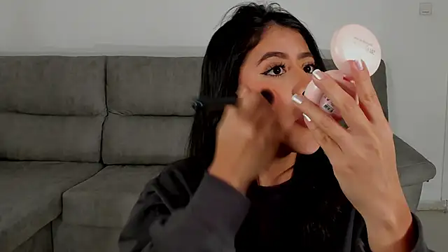 Sussan Monroe online show from January 13, 2026, 9:02 am