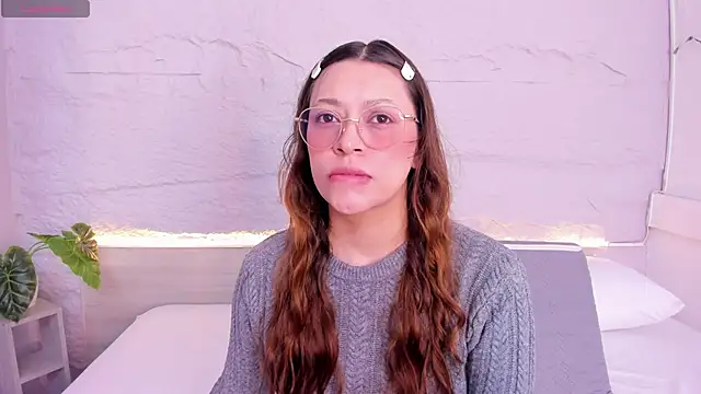 lanna 18  online show from February 24, 2026, 11:44 am