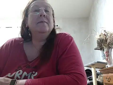 xmyriamx online show from March 11, 2026, 8:14 pm