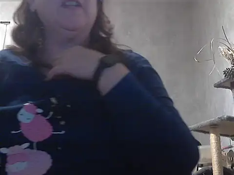 xmyriamx online show from February 16, 2026, 8:18 pm