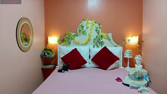 Dalila Najjar  online show from February 14, 2026, 2:39 pm