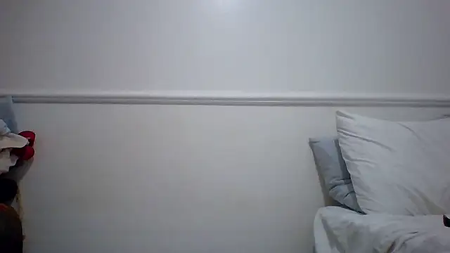 Snapshot of sue_safads chatting on July 9, 2026, 8:41 pm sue safads online show from July 9, 2026, 8:41 pm