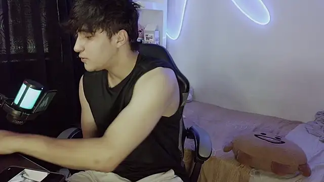 NoahUncutX online show from January 11, 2026, 10:16 pm