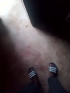 Valentinemkhawana online show from January 18, 2026, 4:43 pm