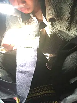 Minhkhue121 online show from February 8, 2026, 7:28 am