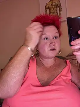 Snapshot of BustyRedxx chatting on June 18, 2026, 11:48 am BustyRedxx online show from June 18, 2026, 11:48 am