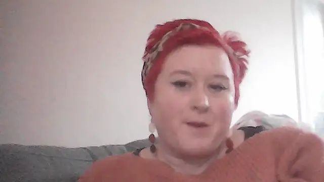 BustyRedxx online show from March 8, 2026, 4:21 pm