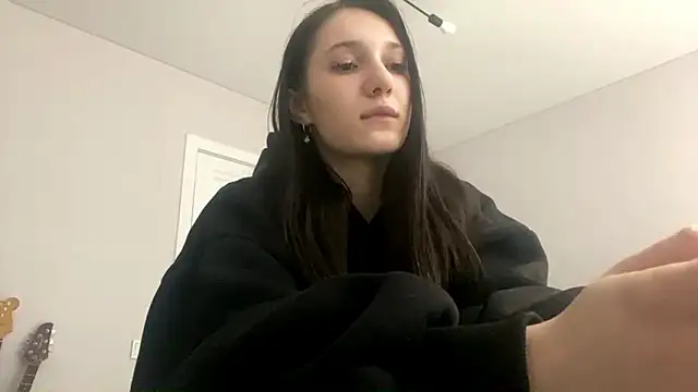 miaumiau Mia online show from March 11, 2026, 6:57 pm