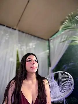 Snapshot of ShyDesireXXX chatting on February 20, 2026, 9:17 pm ShyDesireXXX online show from February 20, 2026, 9:17 pm