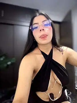 Snapshot of ShyDesireXXX chatting on February 23, 2026, 9:37 pm ShyDesireXXX online show from February 23, 2026, 9:37 pm