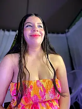 Snapshot of ShyDesireXXX chatting on February 5, 2026, 9:21 pm ShyDesireXXX online show from February 5, 2026, 9:21 pm