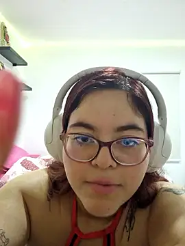 Yourhotkitty online show from January 11, 2026, 7:37 am