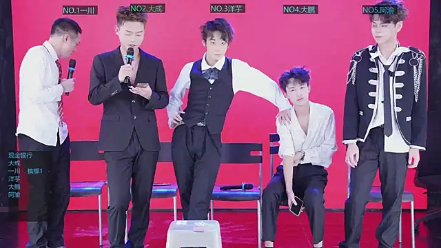 jmcm001 online show from January 16, 2026, 11:58 am