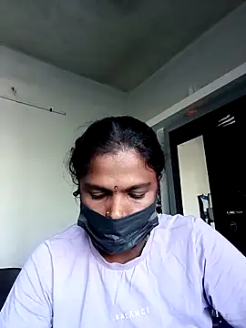 Snapshot of Tamil_Maha69 chatting on March 12, 2026, 4:07 am Tamil Maha69 online show from March 12, 2026, 4:07 am