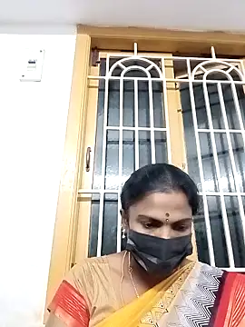 Snapshot of Tamil_Maha69 chatting on March 8, 2026, 5:49 pm Tamil Maha69 online show from March 8, 2026, 5:49 pm