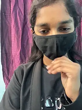 HotxAnamika online show from February 6, 2026, 9:49 am