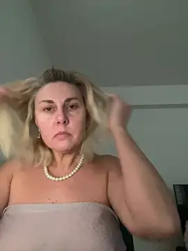 Amelia9798 online show from January 8, 2026, 6:52 am