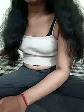 Snapshot of Deewana_ki-deewangi-_- chatting on January 9, 2026, 5:03 am Deewana ki-deewangi- - online show from January 9, 2026, 5:03 am