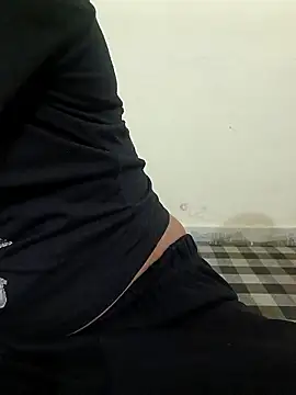 Snapshot of Deewana_ki-deewangi-_- chatting on January 11, 2026, 6:20 am Deewana ki-deewangi- - online show from January 11, 2026, 6:20 am