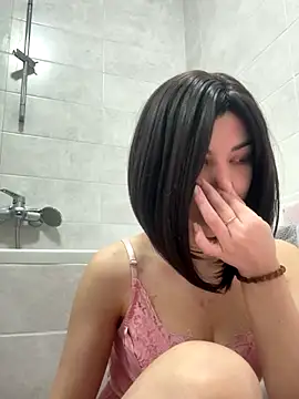 Lily Lii online show from January 5, 2026, 7:17 pm