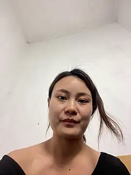 Snapshot of sweet-vovo77 chatting on May 10, 2026, 10:08 am sweet-vovo77 online show from May 10, 2026, 10:08 am