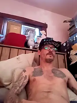 THUROBREED83 online show from November 16, 2025, 6:12 pm