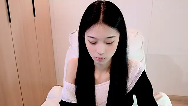 Snapshot of iiiiiiiiiu chatting on January 18, 2026, 8:51 am iiiiiiiiiu online show from January 18, 2026, 8:51 am