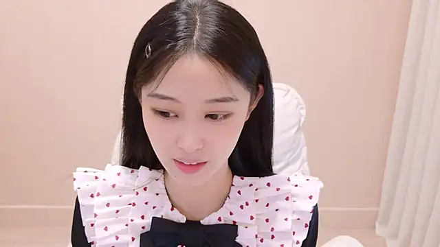 iiiiiiiiiu online show from May 24, 2026, 1:44 pm