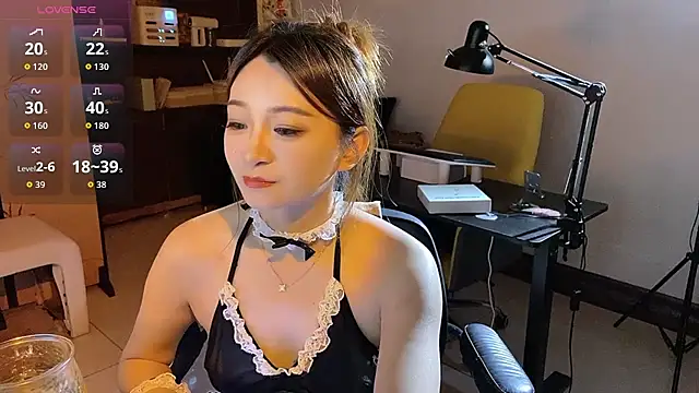 Xiaojuzi- online show from May 11, 2026, 11:33 am