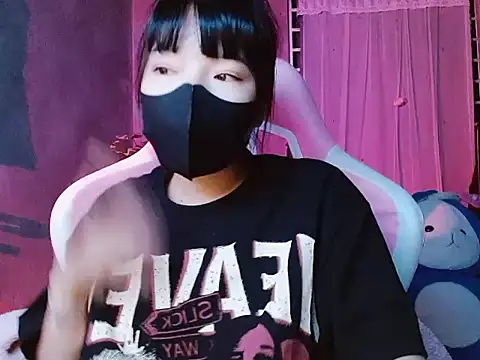 -Tamy- online show from March 10, 2026, 4:33 pm