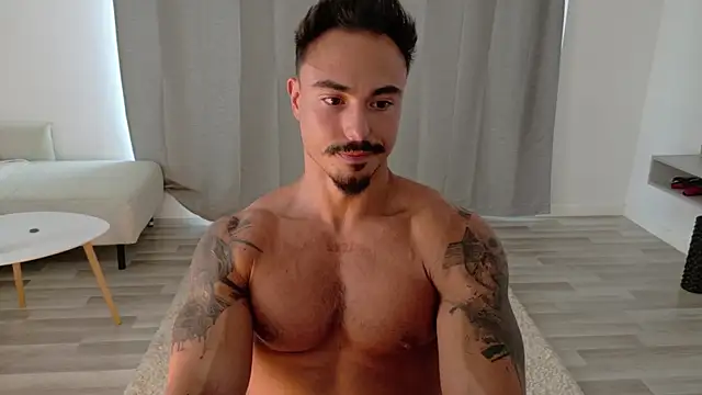 Snapshot of Master_Lukas chatting on July 6, 2026, 3:03 pm Master Lukas online show from July 6, 2026, 3:03 pm