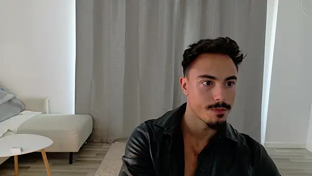 Snapshot of Master_Lukas chatting on July 15, 2026, 12:12 pm Master Lukas online show from July 15, 2026, 12:12 pm