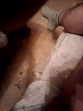 Snapshot of polo48725 chatting on February 3, 2026, 6:35 pm polo48725 online show from February 3, 2026, 6:35 pm