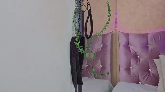 Missy 22  online show from March 18, 2026, 1:57 pm