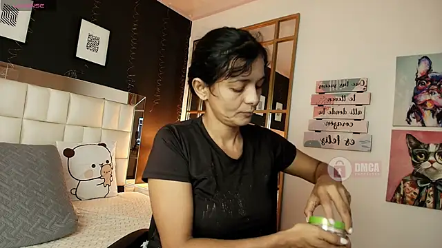 gaby jazmin online show from April 17, 2026, 11:02 am