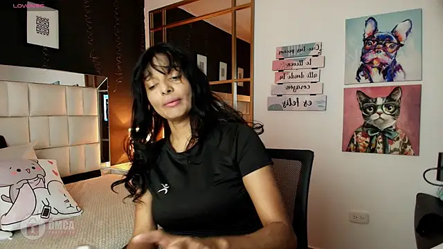 Snapshot of gaby_jazmin chatting on February 19, 2026, 7:11 pm gaby jazmin online show from February 19, 2026, 7:11 pm