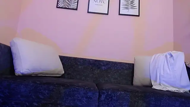 Snapshot of baby_bonny_ chatting on January 14, 2026, 12:20 pm baby bonny online show from January 14, 2026, 12:20 pm