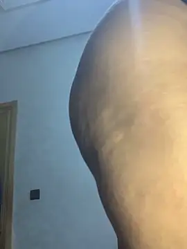 NaaRo-1 online show from February 11, 2026, 9:14 pm