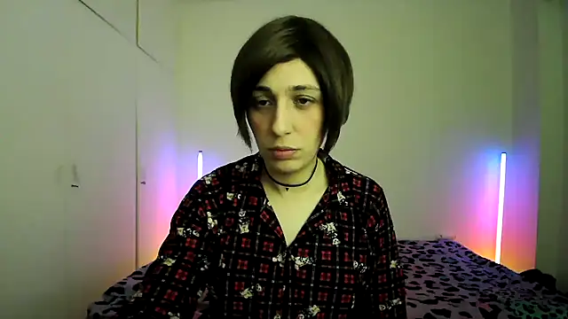 Snapshot of HoneyValentine chatting on February 16, 2026, 7:34 pm HoneyValentine online show from February 16, 2026, 7:34 pm