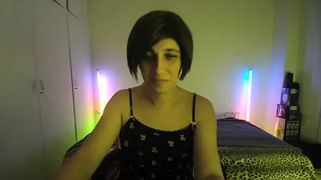 Snapshot of HoneyValentine chatting on July 4, 2026, 7:18 pm HoneyValentine online show from July 4, 2026, 7:18 pm