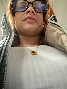 Cataleya 16 online show from February 8, 2026, 7:33 pm