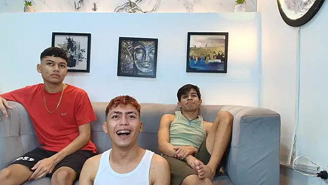 AVENGER BOYS2026 online show from February 12, 2026, 1:16 am