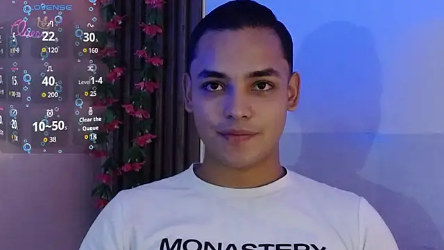 Snapshot of studentdeivy_ chatting on February 27, 2026, 12:44 am studentdeivy online show from February 27, 2026, 12:44 am