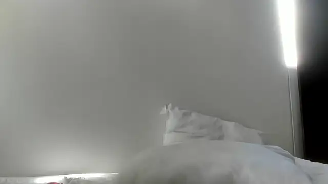 Sarah sumemers online show from February 10, 2026, 8:19 pm